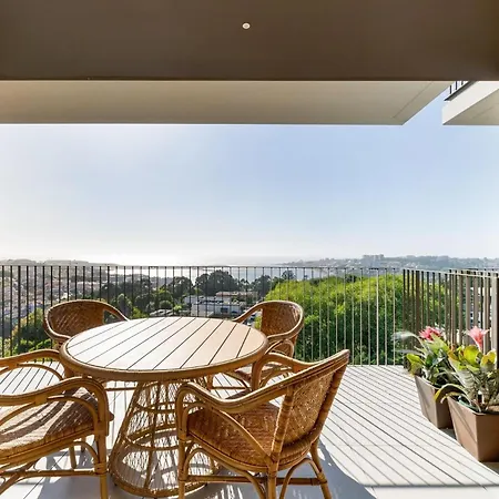 Gaia Skyline By Santiago Family House *