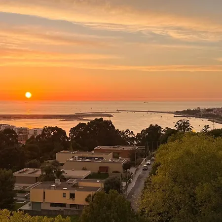 Gaia Skyline By Santiago Family House * Vila Nova de Gaia